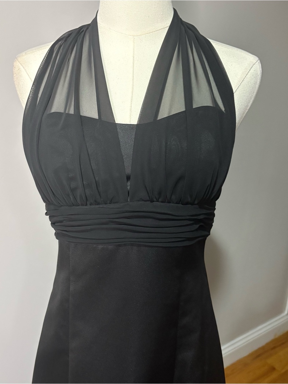 David’s Bridal Black Halter Dress Sz 6 Satin Gown Chiffon Prom Bridesmaid - Picture 2 of 12